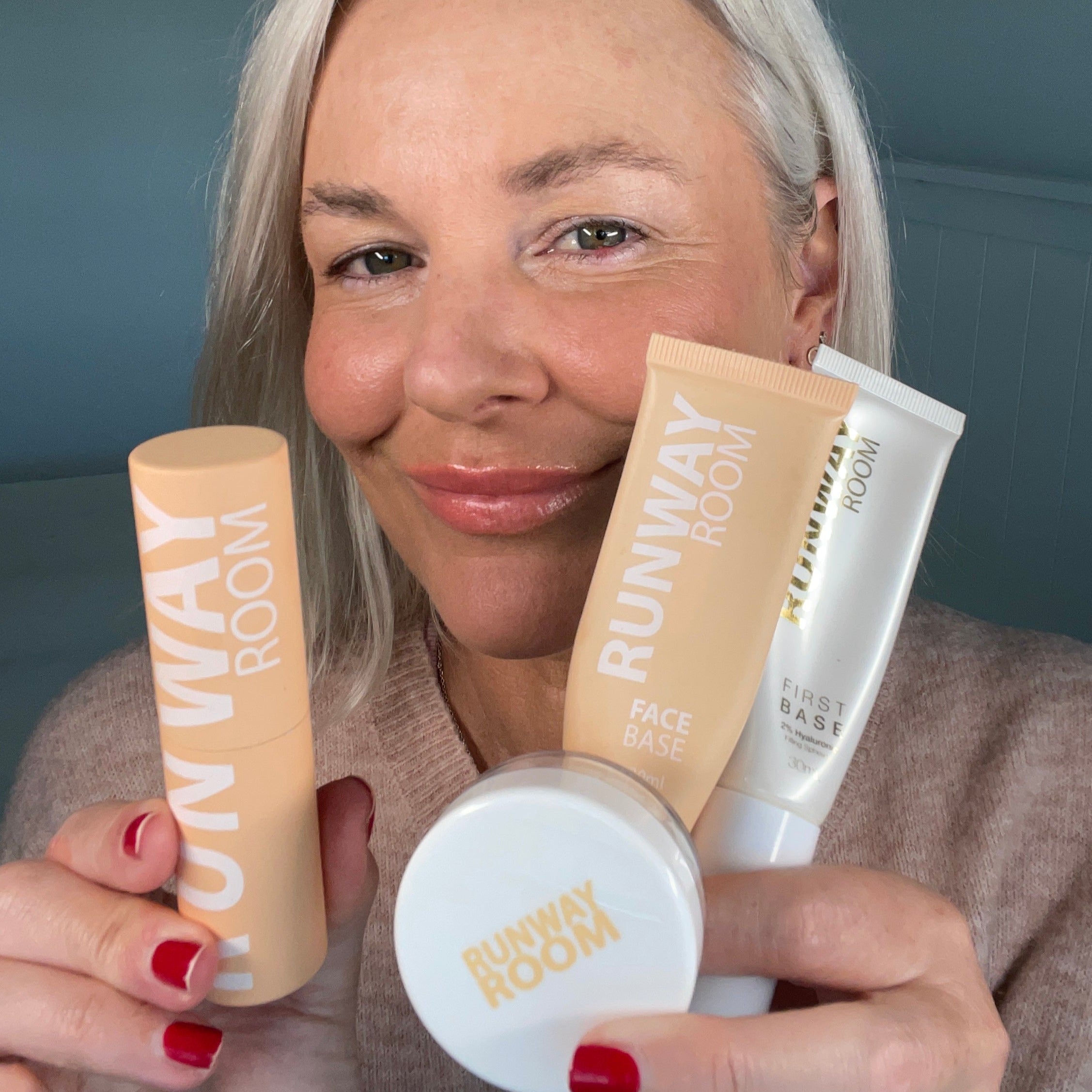 RunwayRoom_Complexion_lifting_kit
