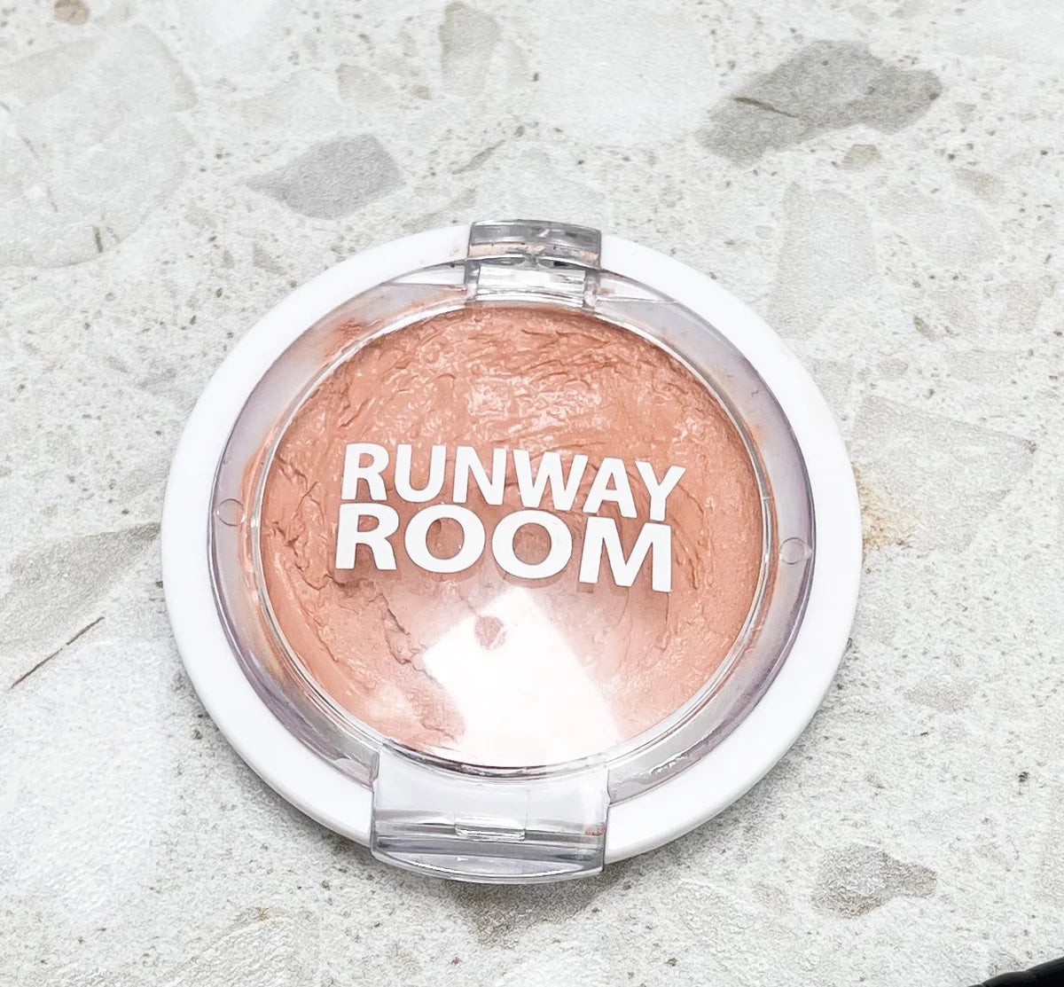 Runway Room Pink Flesh Concealer