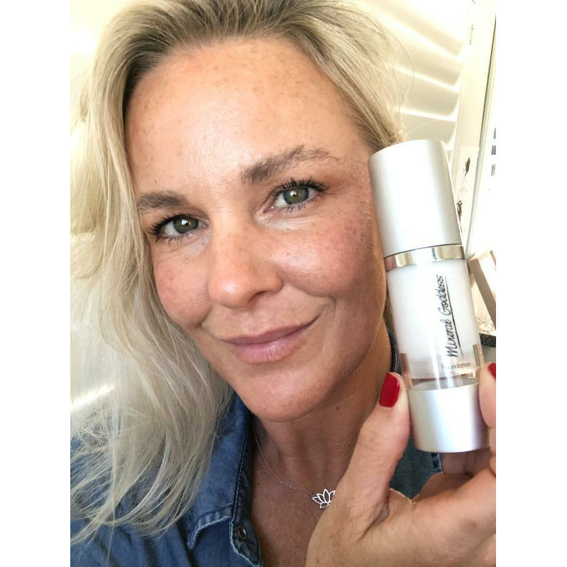amanda_kyliesprofessionalprimer_mineralgoddessprimer_awardwinning