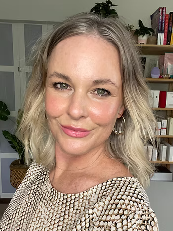Over 40's spring makeup look you’ll want to try