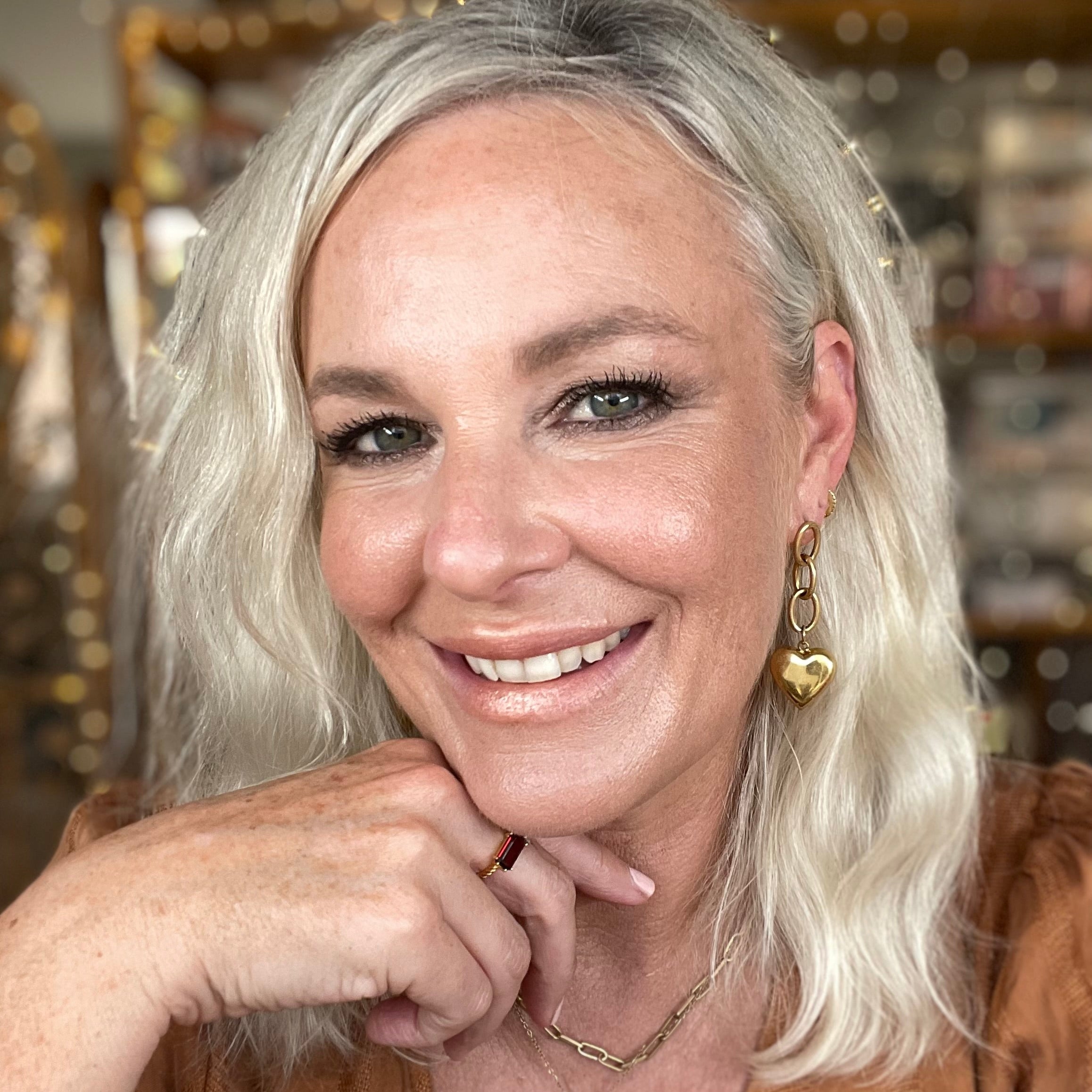 Live Makeup Lesson - Golden Hour Look