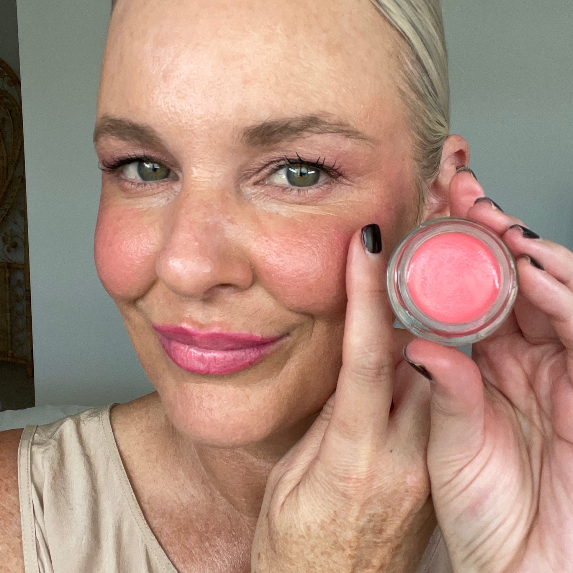 Pretty in Pink Makeup Kit